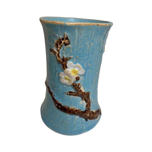 Antique English Majolica Vase Pottery Blue Dogwood 4.75 Inch - Picture 4 of 8